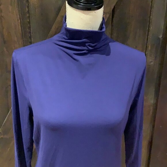 Lululemon blue soft long sleeve turtleneck - Picture 2 of 8